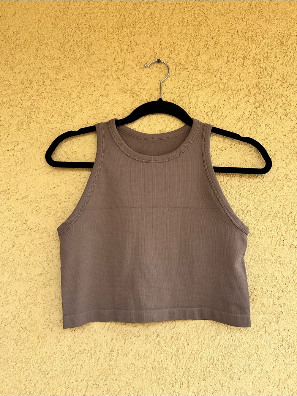 OQQ Women's Brown Sleeveless Crop Tank Top NWOT